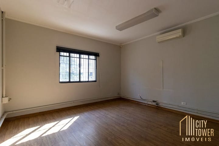 Casa à venda com 3 quartos, 208m² - Foto 13