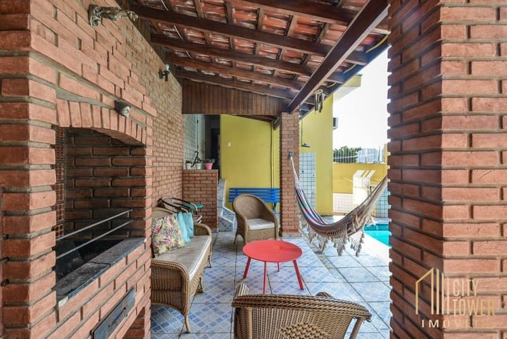 Casa à venda com 4 quartos, 144m² - Foto 10