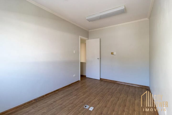 Casa à venda com 3 quartos, 208m² - Foto 10