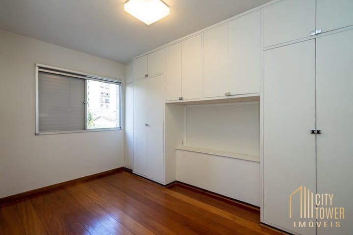 Apartamento à venda com 2 quartos, 77m² - Foto 4