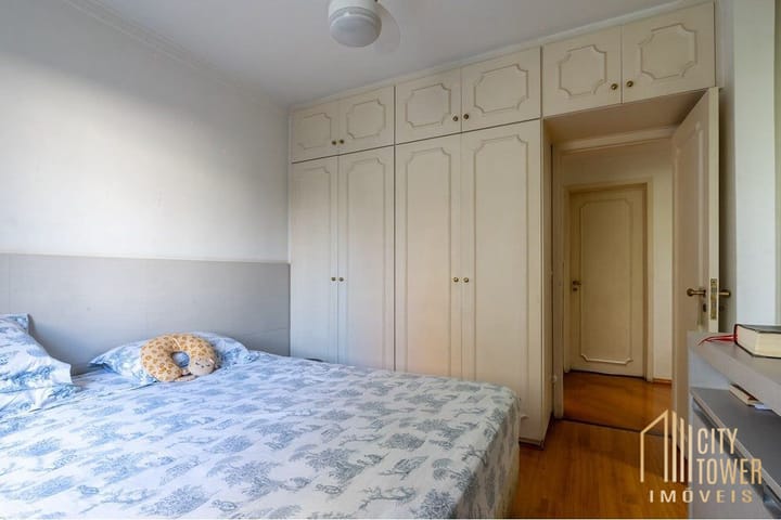 Apartamento à venda com 3 quartos, 115m² - Foto 9