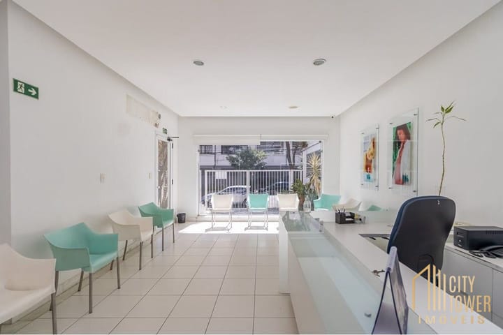 Casa à venda com 4 quartos, 176m² - Foto 18