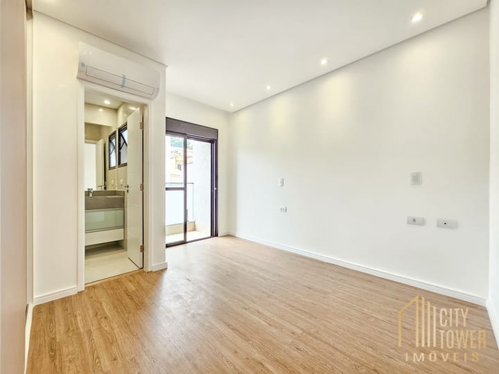 Casa à venda com 4 quartos, 160m² - Foto 10