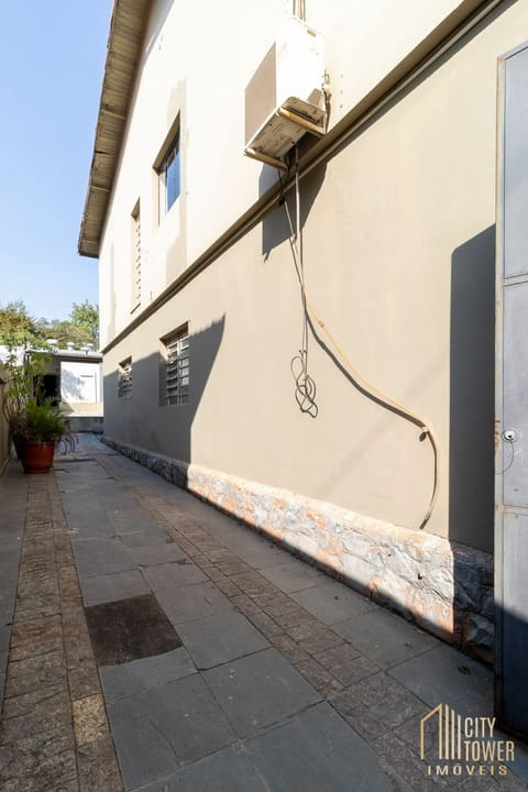 Casa à venda com 3 quartos, 208m² - Foto 15