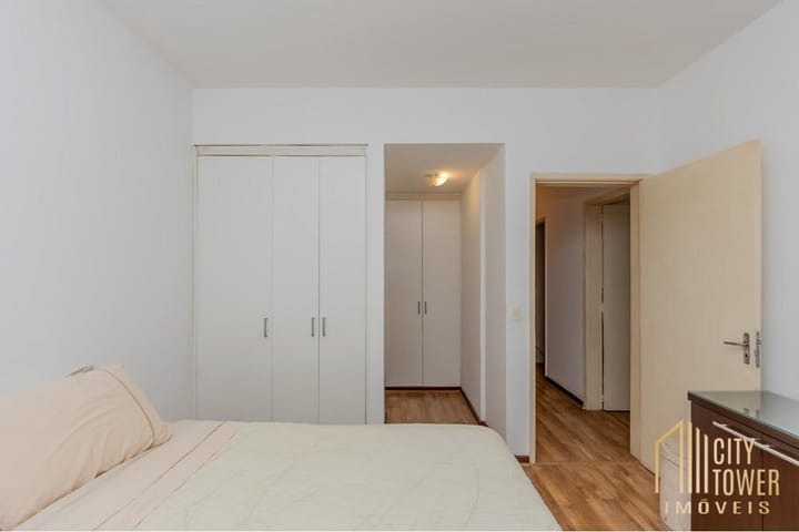 Apartamento à venda com 3 quartos, 107m² - Foto 9