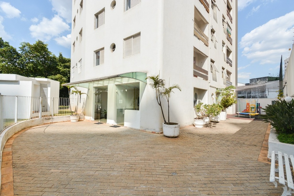 Apartamento à venda com 2 quartos, 104m² - Foto 14