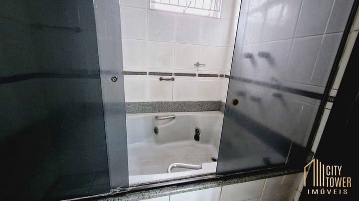 Apartamento à venda com 3 quartos, 190m² - Foto 16