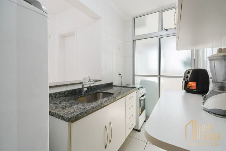 Apartamento à venda com 1 quarto, 45m² - Foto 24