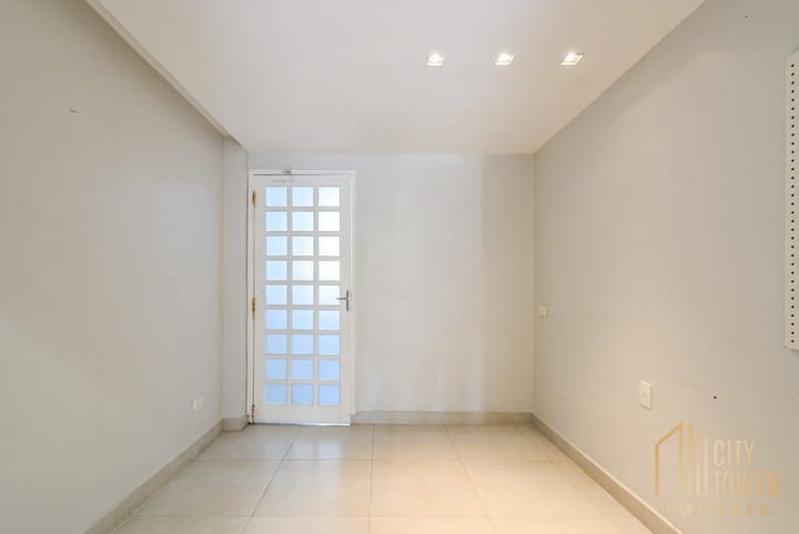 Casa à venda com 4 quartos, 205m² - Foto 37