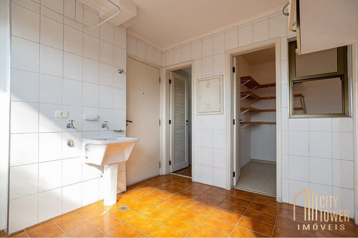 Apartamento à venda com 3 quartos, 116m² - Foto 11