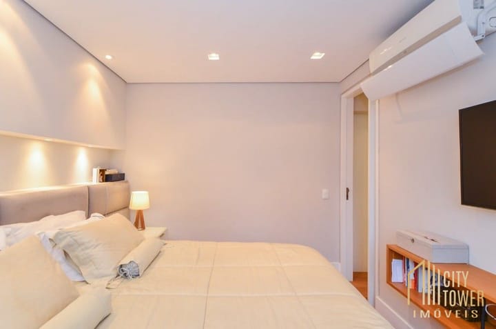 Apartamento à venda com 3 quartos, 155m² - Foto 4