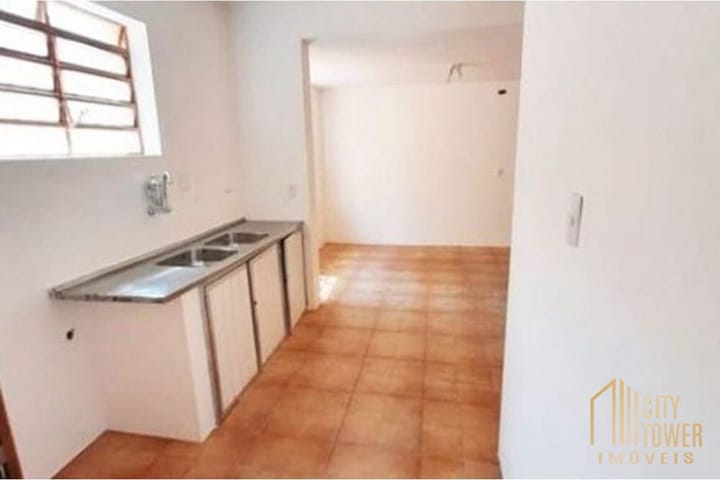 Casa à venda com 5 quartos, 131m² - Foto 24