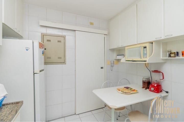 Apartamento à venda com 2 quartos, 72m² - Foto 11