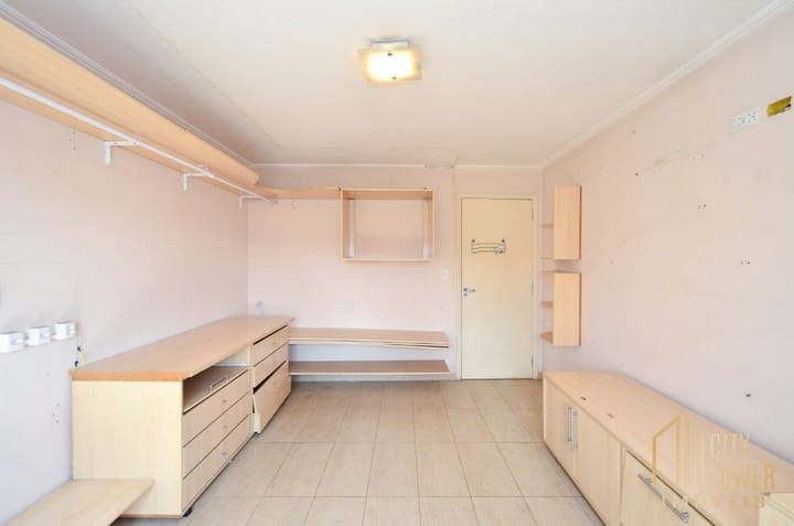 Apartamento à venda com 3 quartos, 101m² - Foto 7