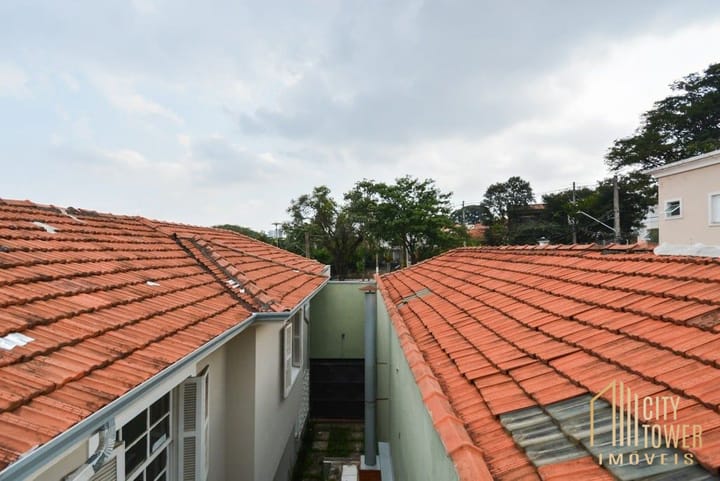 Casa à venda com 3 quartos, 250m² - Foto 8