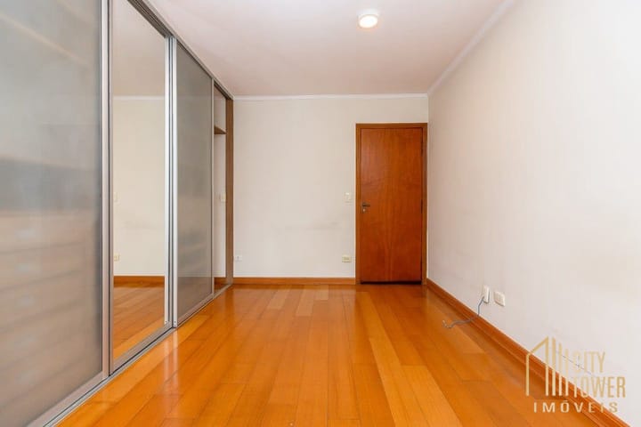 Casa à venda com 2 quartos, 136m² - Foto 10