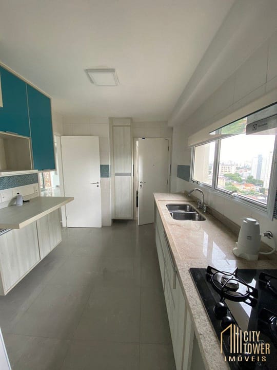 Apartamento à venda com 3 quartos, 124m² - Foto 17