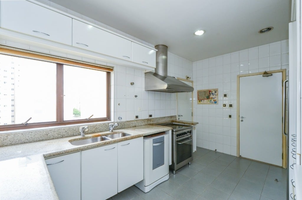 Apartamento à venda com 4 quartos, 270m² - Foto 38