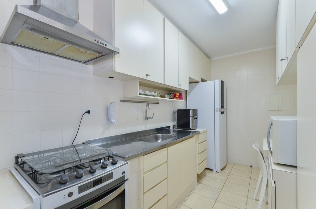 Apartamento à venda com 1 quarto, 62m² - Foto 13