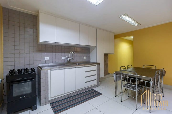 Casa à venda com 3 quartos, 220m² - Foto 9