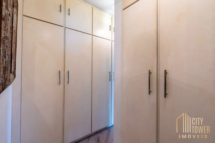 Apartamento à venda com 3 quartos, 162m² - Foto 3