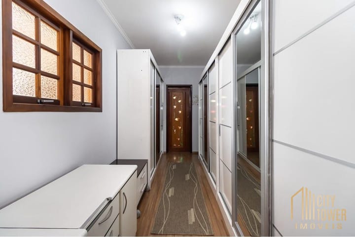 Casa à venda com 3 quartos, 248m² - Foto 8