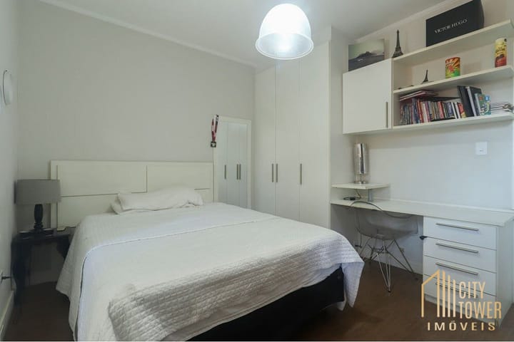 Casa à venda com 3 quartos, 180m² - Foto 9