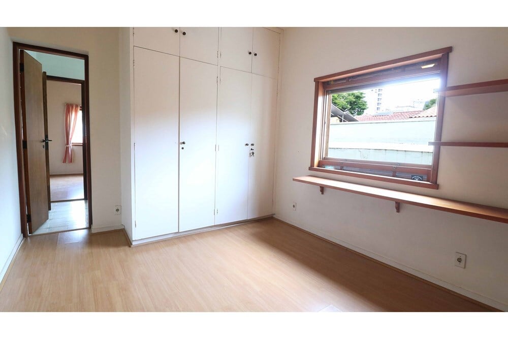 Casa à venda com 3 quartos, 216m² - Foto 6