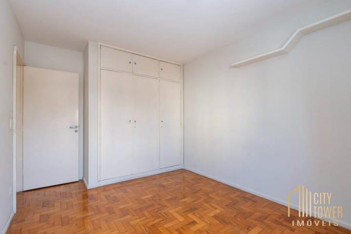 Apartamento à venda com 2 quartos, 62m² - Foto 11