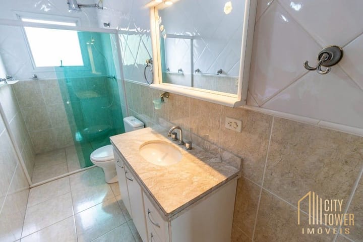 Casa à venda com 4 quartos, 200m² - Foto 10