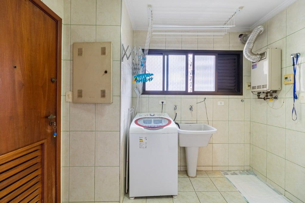 Apartamento à venda com 3 quartos, 130m² - Foto 11