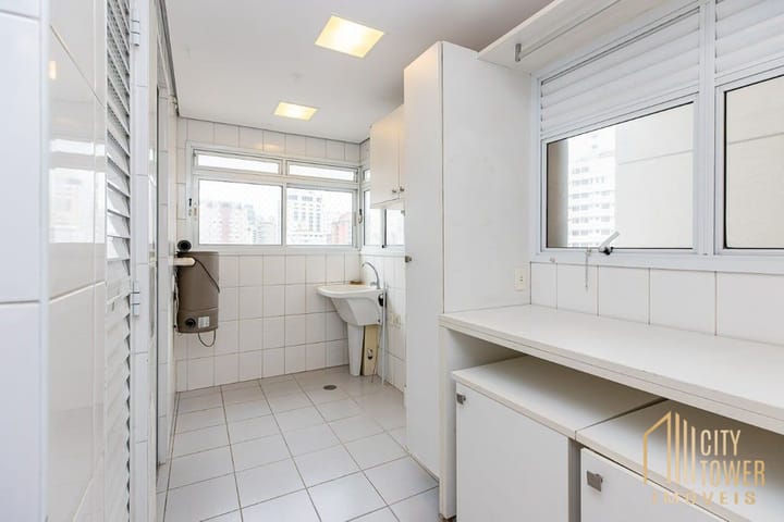 Apartamento à venda com 3 quartos, 190m² - Foto 11