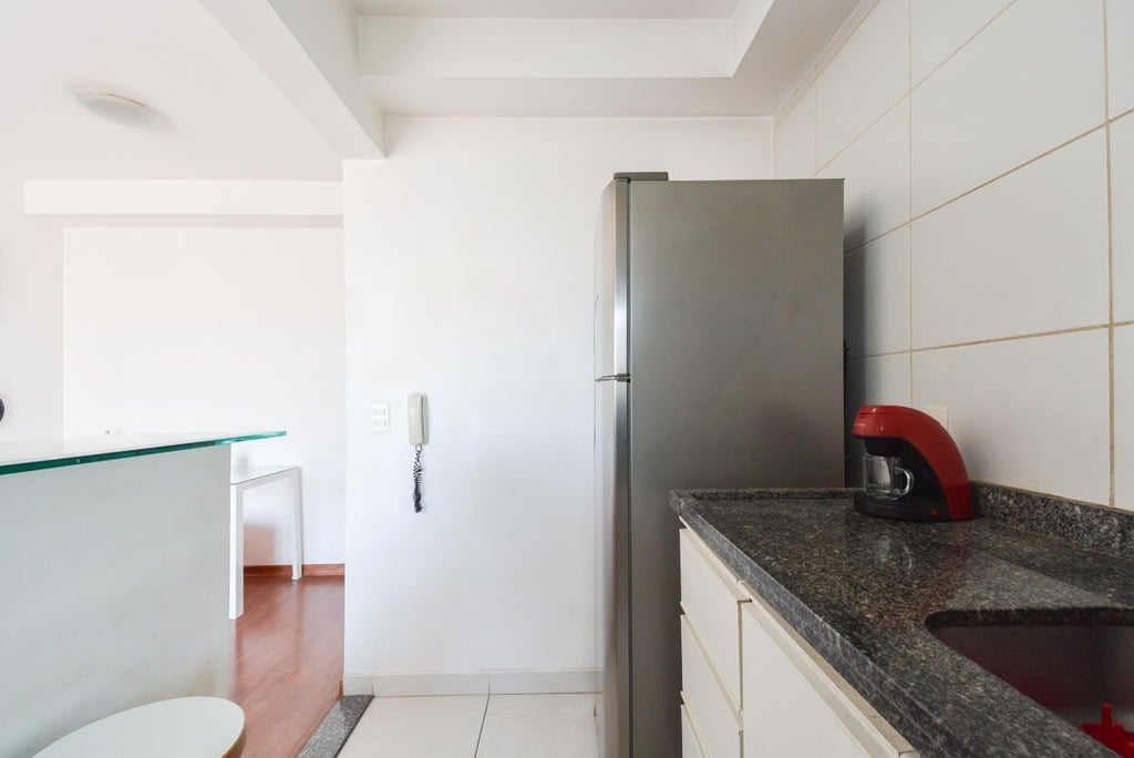 Apartamento à venda com 1 quarto, 37m² - Foto 32