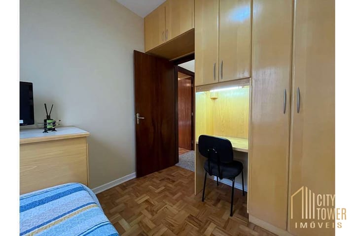 Casa à venda com 3 quartos, 269m² - Foto 8