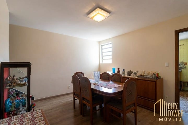 Casa à venda com 5 quartos, 162m² - Foto 14