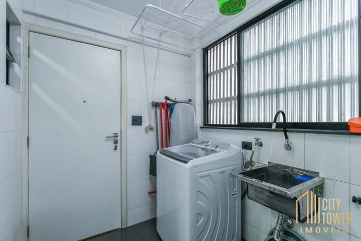 Apartamento à venda com 3 quartos, 178m² - Foto 8