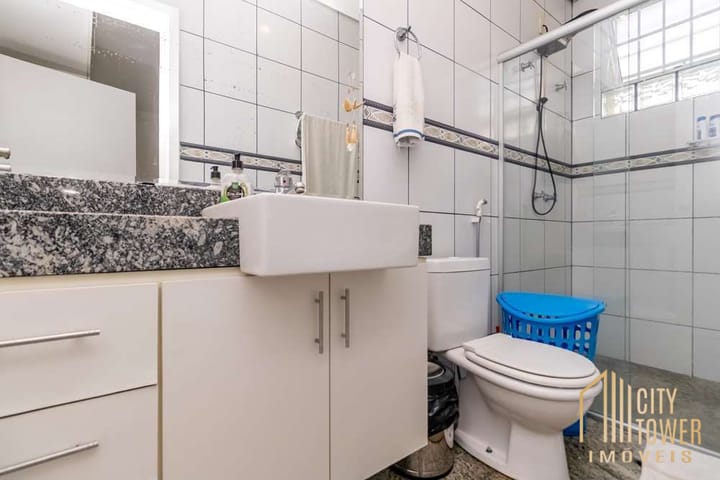 Casa à venda com 4 quartos, 265m² - Foto 15