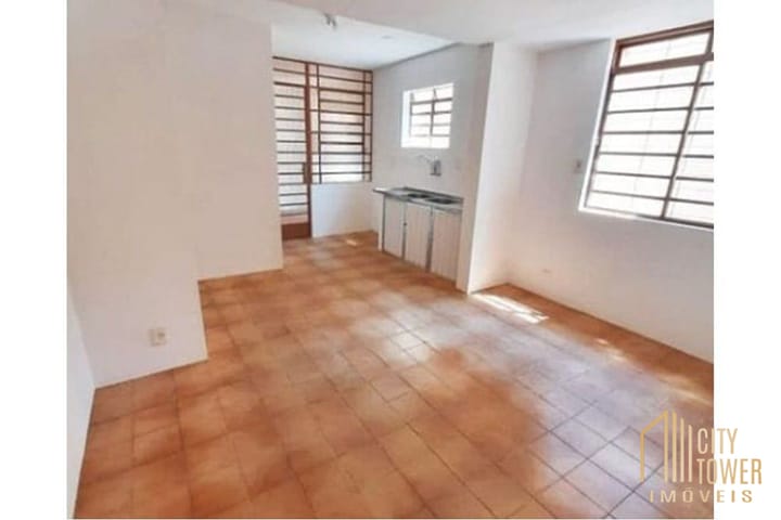 Casa à venda com 5 quartos, 131m² - Foto 1