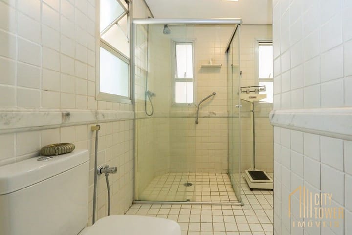 Apartamento à venda com 3 quartos, 210m² - Foto 6