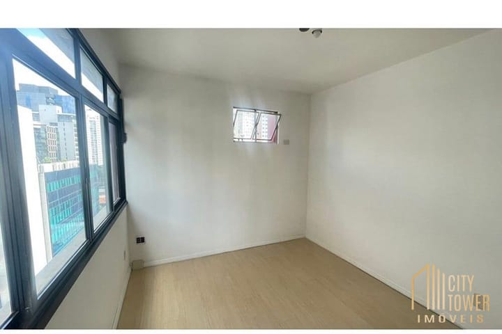 Apartamento à venda com 1 quarto, 43m² - Foto 20