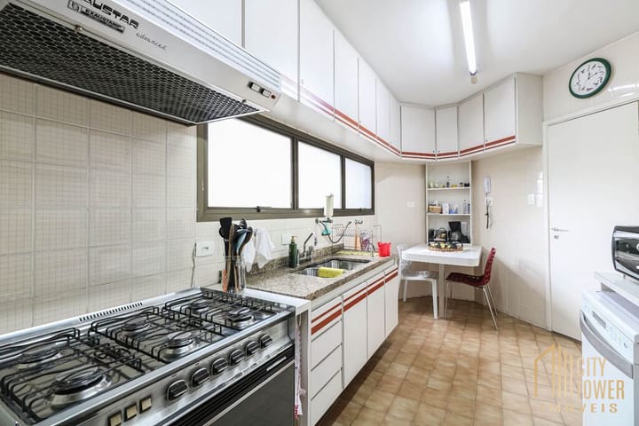 Apartamento à venda com 4 quartos, 173m² - Foto 44