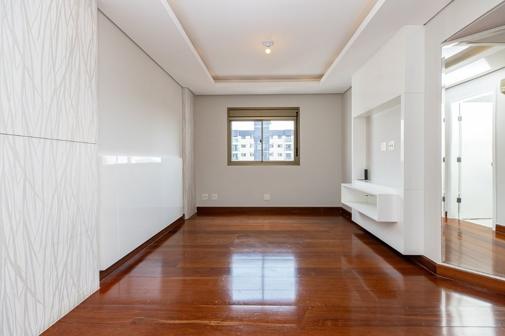 Apartamento à venda com 4 quartos, 186m² - Foto 7