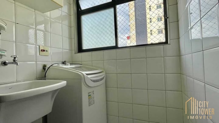 Apartamento à venda com 1 quarto, 41m² - Foto 24