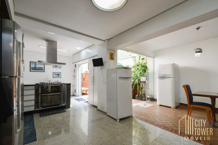 Casa à venda com 3 quartos, 250m² - Foto 69