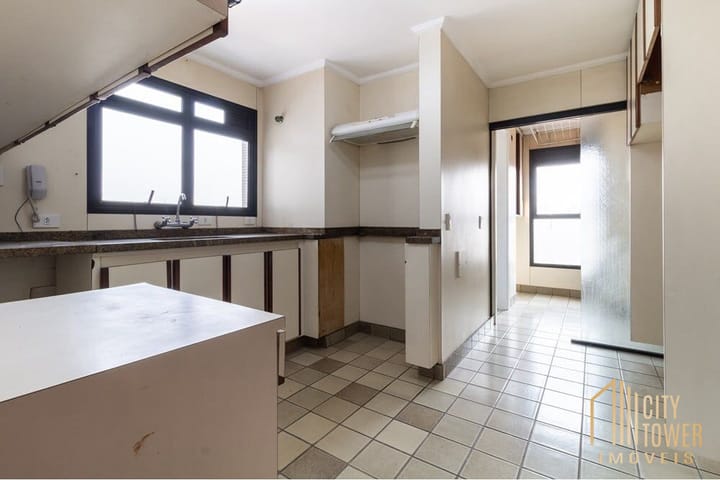 Apartamento à venda com 3 quartos, 110m² - Foto 25