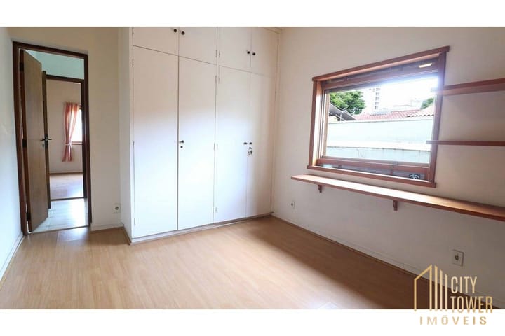 Casa à venda com 3 quartos, 216m² - Foto 6