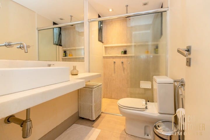 Apartamento à venda com 3 quartos, 205m² - Foto 13