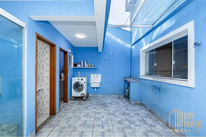 Casa à venda com 3 quartos, 300m² - Foto 15