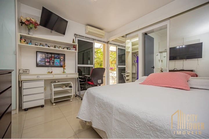 Casa à venda com 5 quartos, 231m² - Foto 65