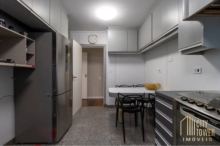 Apartamento à venda com 4 quartos, 187m² - Foto 30